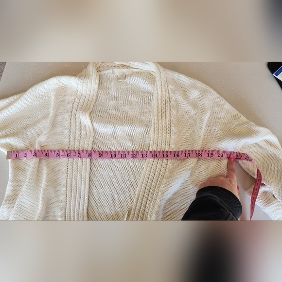 S Max Mara Women's Cream Colored Cardigan Size M. - Picture 6 of 6